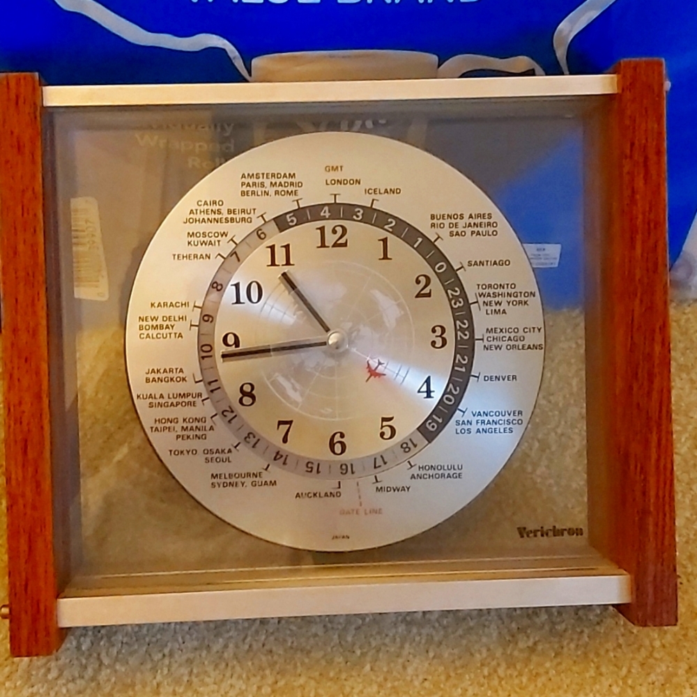Vintage Verichron Wooden Mantelpiece Clock Quartz